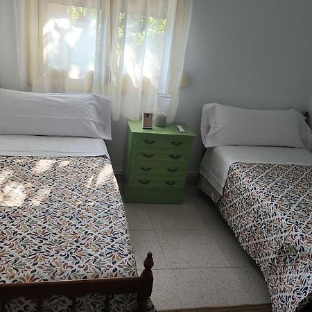 Casa De Tres Habitaciones Con Hermoso Patio Puertollano Luaran gambar